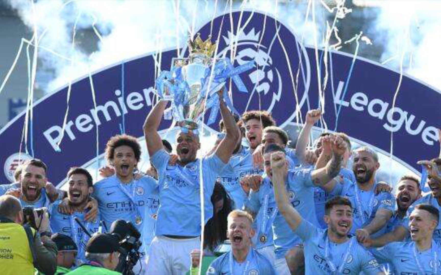 依然保持这 依然保持这